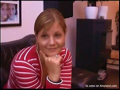 Babe Gets Her   In Homemade Video Amateur Porno Video
